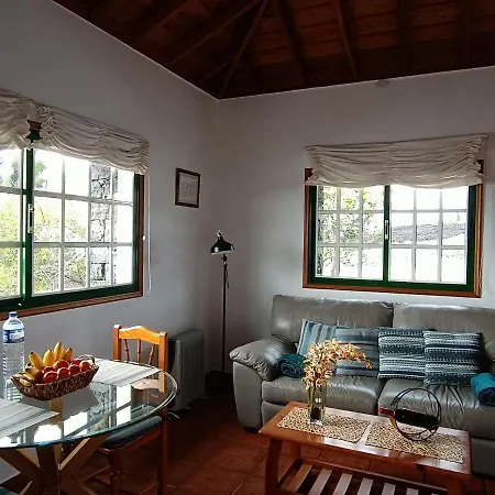 Летний дом Casa La Majada (adults Only) Лос-Льянос-де-Аридане